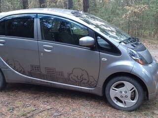2011 Mitsubishi i-MiEV, серый, 795000 рублей, вид 1