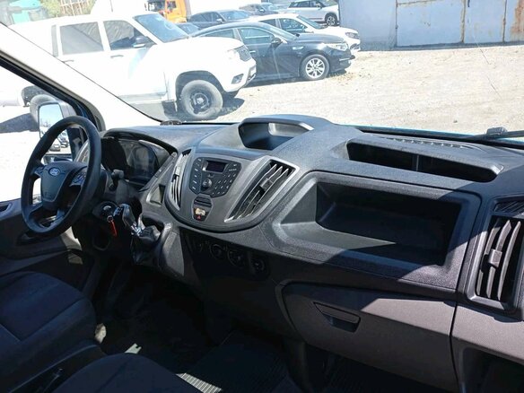 2021 Ford Transit, голубой, 2470000 рублей - вид 4