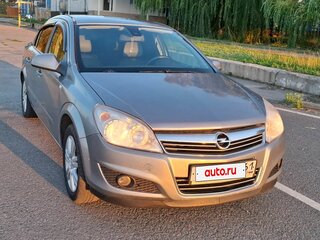 2011 Opel Astra H Рестайлинг, серый, 650000 рублей, вид 3