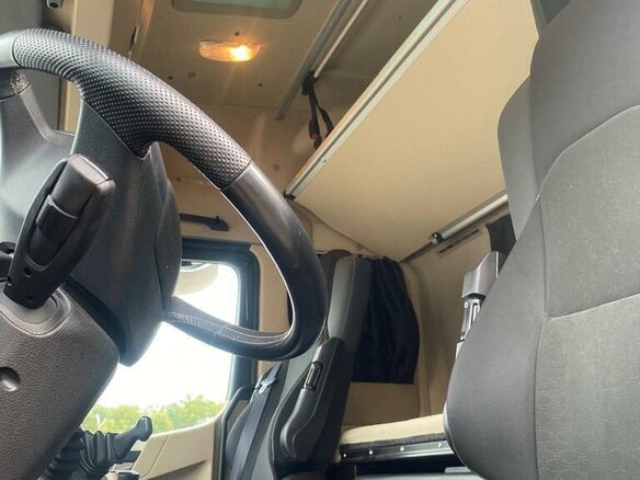 2023 Mercedes-Benz Actros, белый, 6300000 рублей - вид 9