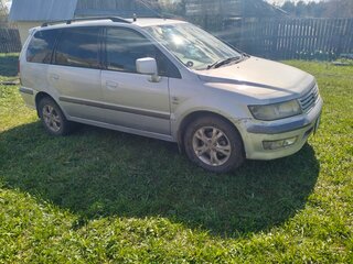 1998 Mitsubishi Chariot Grandis III, серебристый, 290000 рублей, вид 5