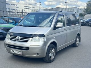 Volkswagen Caravelle SWB T5