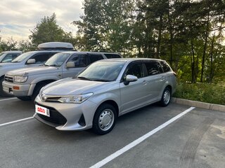 2019 Toyota Corolla Fielder XI (E160, E170) Рестайлинг 2, серебристый, 1590000 рублей, вид 1