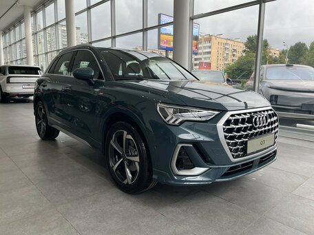 Audi Q3 II (F3)
