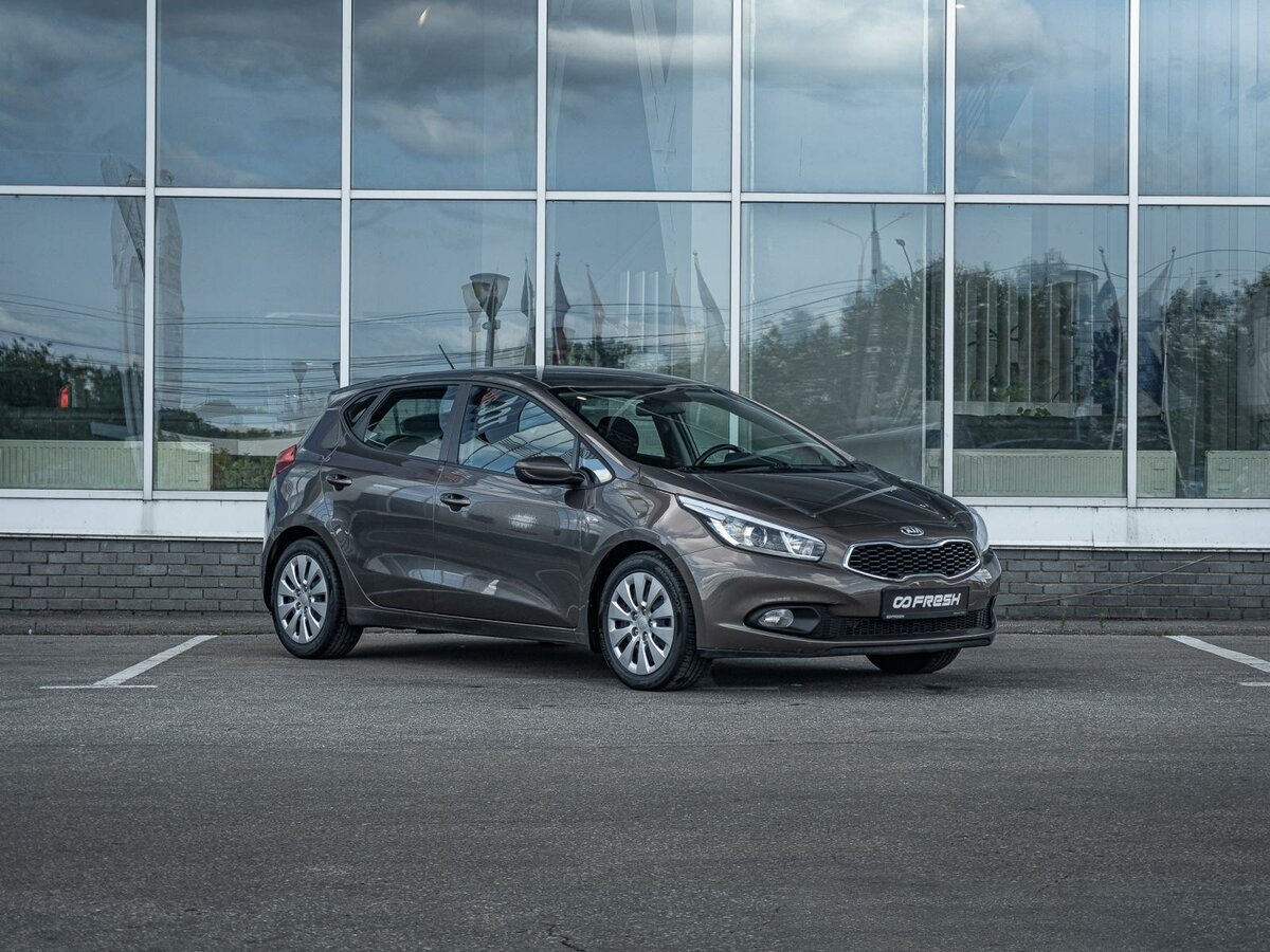 Открыть фотографии: Kia Ceed II