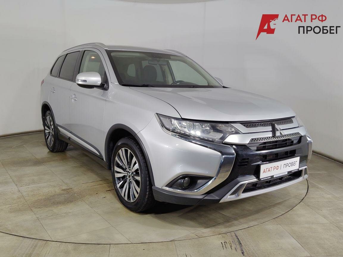 Открыть фотографии: Mitsubishi Outlander III Рестайлинг 3