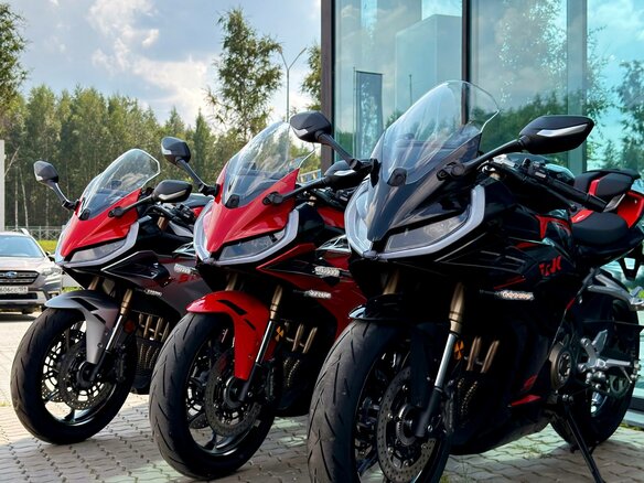 2026 QJMotor SRK 421 RR, чёрный, 629000 рублей - вид 13