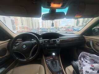 2009 BMW 3 серии 330i xDrive V (E90/E91/E92/E93) Рестайлинг, чёрный, 900000 рублей, вид 5