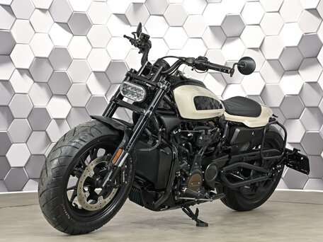 2022 Harley-Davidson Sportster S, белый, 1349000 рублей, вид 2