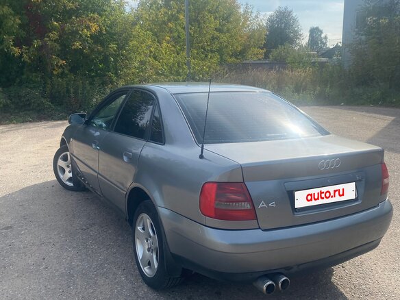 1999 Audi A4 I (B5) Рестайлинг, белый, 390000 рублей - вид 2