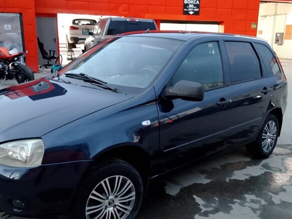 2013 Lada (ВАЗ) Kalina I, синий, 300000 рублей