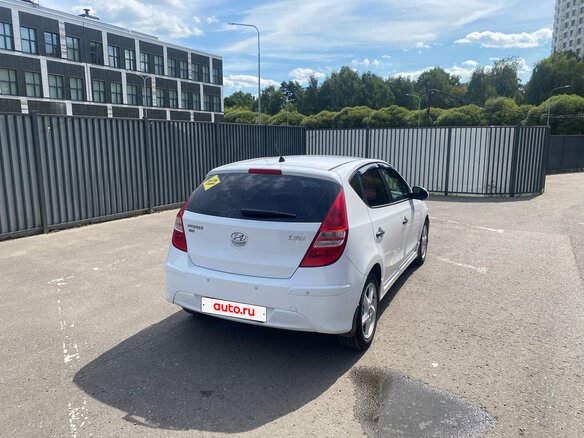 2011 Hyundai i30 I Рестайлинг, белый, 585000 рублей - вид 5