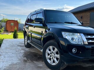 2011 Mitsubishi Pajero IV Рестайлинг 1, чёрный, 1750000 рублей, вид 3