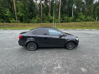 2012 Chevrolet Aveo II, чёрный, 300000 рублей, вид 3