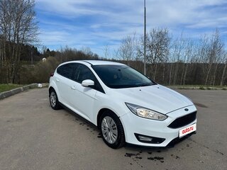 2016 Ford Focus III Рестайлинг, белый, 950000 рублей, вид 3