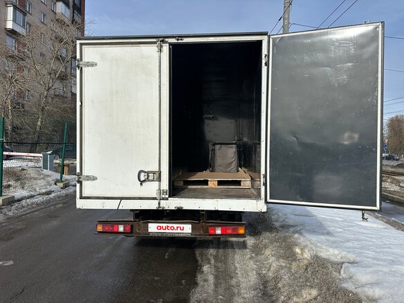 2013 ГАЗ ГАЗель (3302), белый, 750000 рублей - вид 6