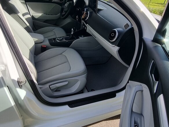 2015 Audi A3 III (8V), белый, 1700000 рублей - вид 11