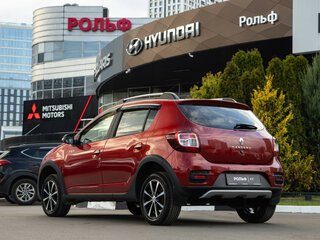 2019 Renault Sandero Stepway II Рестайлинг, красный, 818000 рублей, вид 5