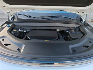 2025 Li Auto (Lixiang) L9 52.3 kWh I Рестайлинг, белый, 9415138 рублей, вид 3
