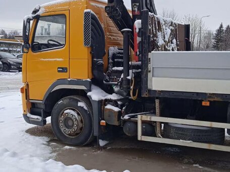 2006 Volvo FM, жёлтый, 6000000 рублей, вид 3