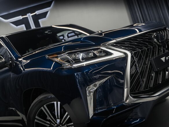 2018 Lexus LX 570 III Рестайлинг 2, синий, 9994000 рублей - вид 8