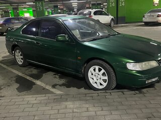 1995 Honda Accord V, зелёный, 300000 рублей, вид 3