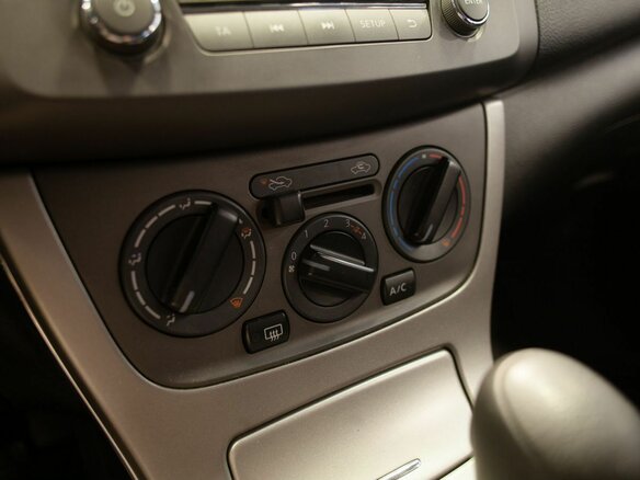 2015 Nissan Sentra VII (B17), белый, 985000 рублей - вид 28