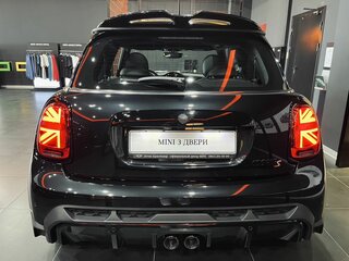 2023 Mini Hatch Cooper S III (F55/F56) Рестайлинг 2, чёрный, 5490000 рублей, вид 4