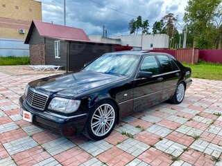 1998 Mercedes-Benz S-Класс 320 III (W140) Рестайлинг, чёрный, 1850000 рублей, вид 2