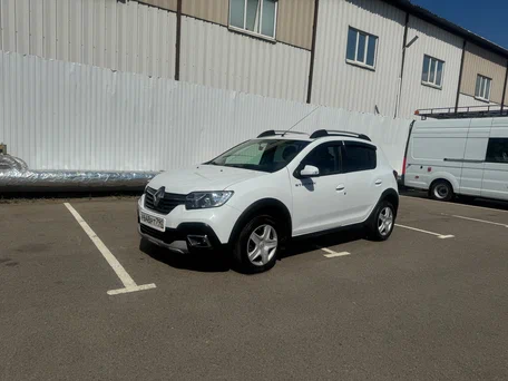 2021 Renault Sandero Stepway II Рестайлинг, белый, 1410000 рублей, вид 1