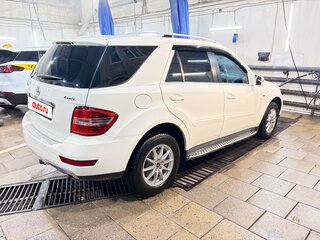2011 Mercedes-Benz M-Класс 350 II (W164) Рестайлинг, белый, 1370000 рублей, вид 5