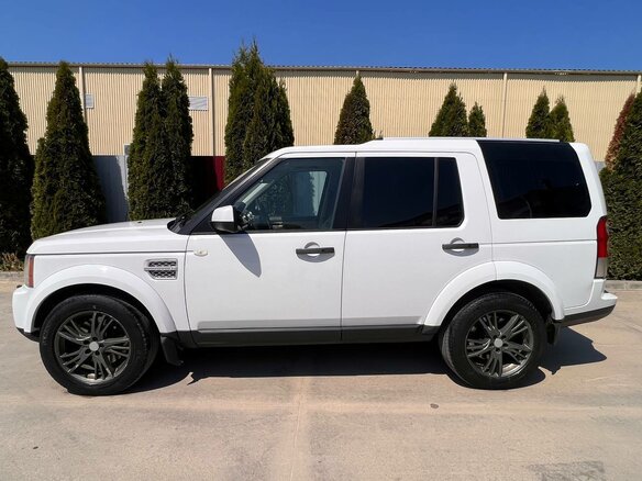 2011 Land Rover Discovery IV, белый, 1750000 рублей - вид 9