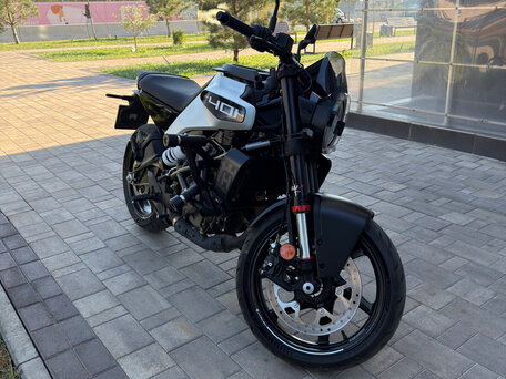 2023 Husqvarna Vitpilen 401, белый, 530000 рублей, вид 3