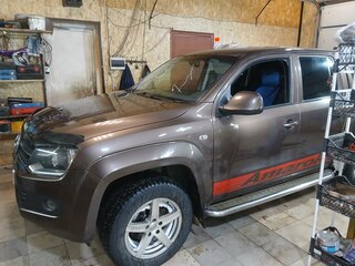 2012 Volkswagen Amarok Double Cab full-time I, коричневый, 2000000 рублей, вид 2