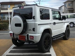 2022 Suzuki Jimny IV, белый, 1579000 рублей, вид 4