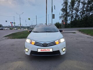 2013 Toyota Corolla XI (E160, E170, E180), белый, 1300000 рублей, вид 1