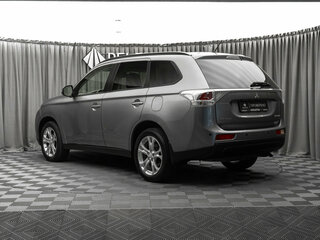 2012 Mitsubishi Outlander III, серый, 1295000 рублей, вид 4