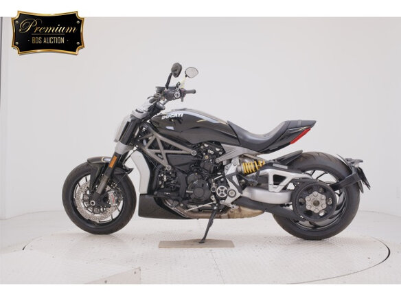 2016 Ducati Diavel 1260, чёрный, 1460000 рублей - вид 5