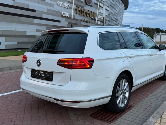 2018 Volkswagen Passat B8, белый, 1990000 рублей - вид 10