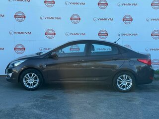 2016 Hyundai Solaris I Рестайлинг, коричневый, 949000 рублей, вид 2
