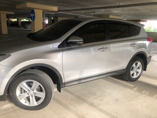 2013 Toyota RAV4 IV (XA40), серебристый, 2350000 рублей, вид 4