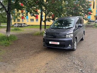 2011 Toyota Voxy II (R70) Рестайлинг, фиолетовый, 1850000 рублей, вид 4