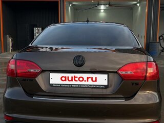 2011 Volkswagen Jetta VI, коричневый, 1200000 рублей, вид 4