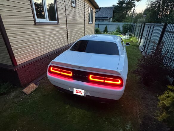 2019 Dodge Challenger III Рестайлинг 2, белый, 3199999 рублей - вид 3