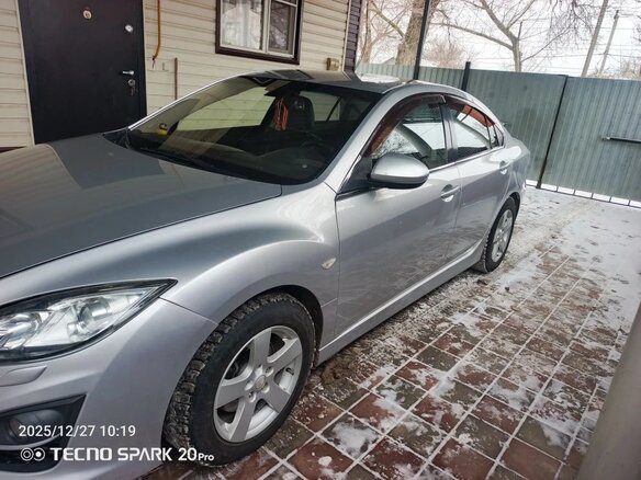 2010 Mazda 6 II (GH) Рестайлинг, серебристый, 1200000 рублей - вид 3
