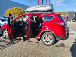 2018 Ford Escape III Рестайлинг, пурпурный, 1250000 рублей, вид 4