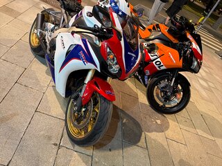 2010 Honda CBR 1000 RR/RA Fireblade, белый, 780000 рублей, вид 1