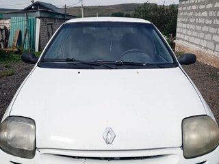 2000 Renault Clio II, белый, 120000 рублей, вид 1