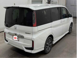 2022 Honda Stepwgn Spada V Рестайлинг, белый, 2250000 рублей, вид 4