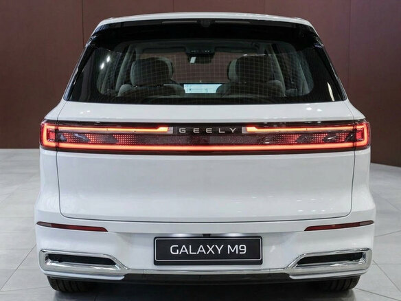 2025 Geely Galaxy M9 210, белый - вид 3
